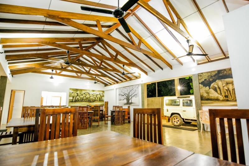 Arana By Forest Trails Kirinda  Ngoại thất bức ảnh
